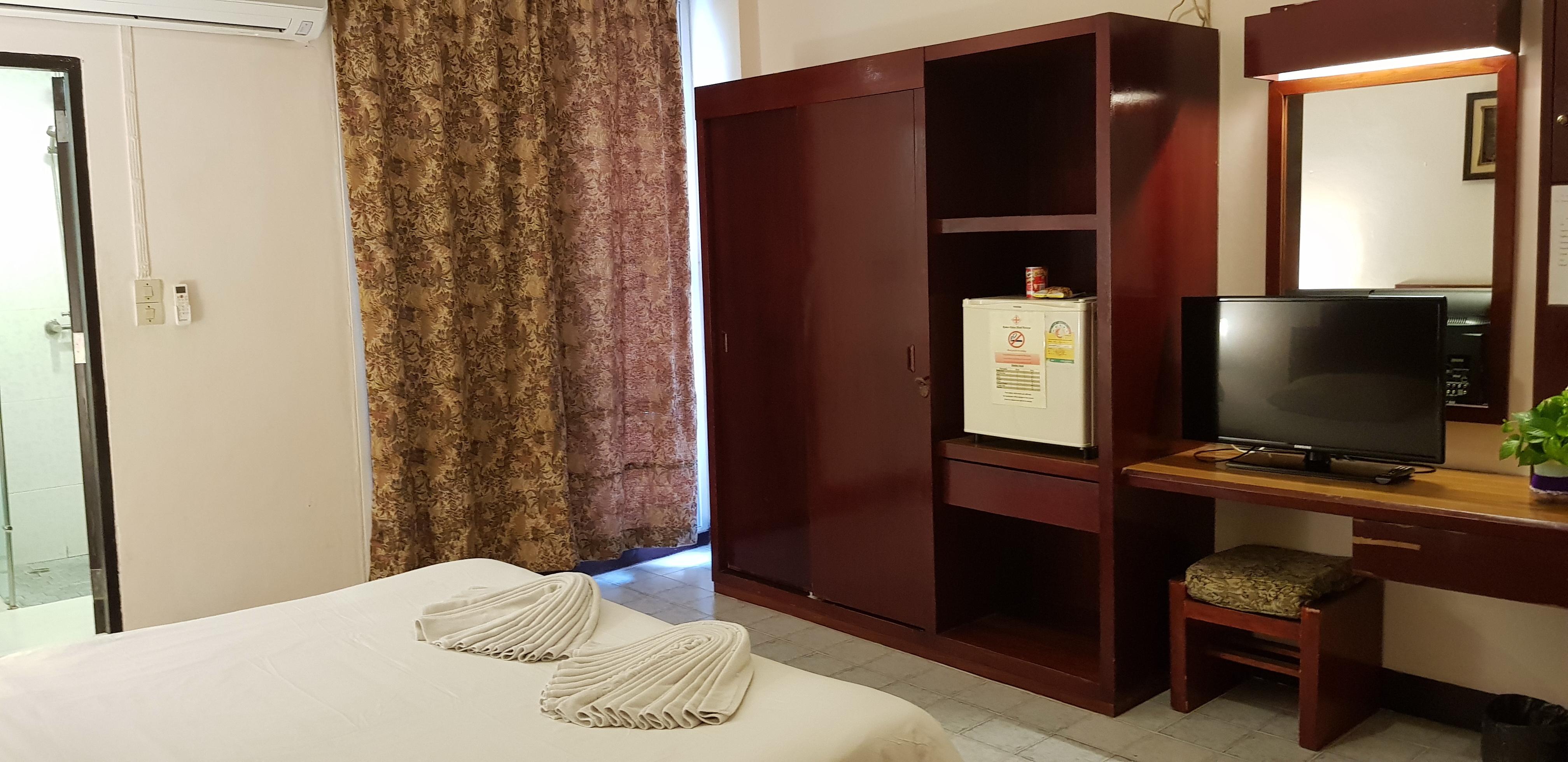 Hotel Romeo Palace Паттайя Экстерьер фото